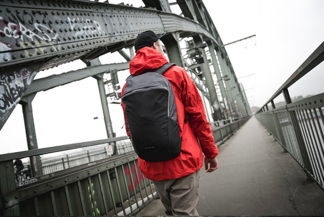 男士包包品牌大全，男士包包品牌排行榜是怎样的（当代高质量男性必备包包）