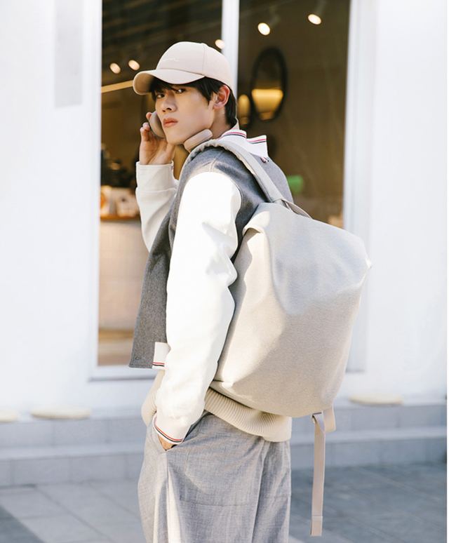 男士包包品牌大全，男士包包品牌排行榜是怎样的（当代高质量男性必备包包）