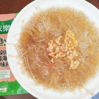 蒜蓉粉丝金针菇，蒜蓉粉丝金针菇虾的做法是什么（剁椒蒜蓉粉丝金针菇这样吃）