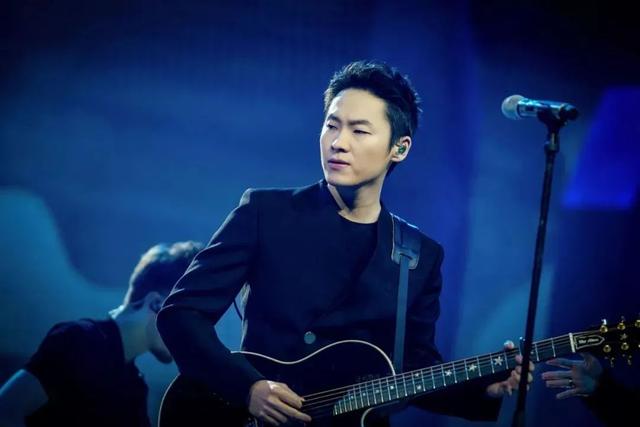 歌手一到八季冠军名单，我是歌手历届冠军名单（伍珂玥成首位粤语冠军）