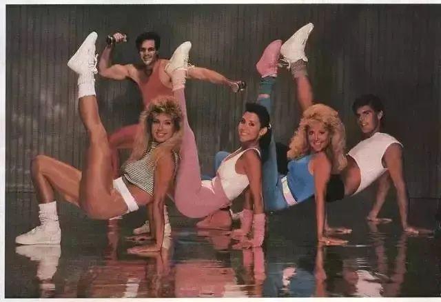 代言是什么意思，代言有title是什么意思（都是从广告的堕落开始）