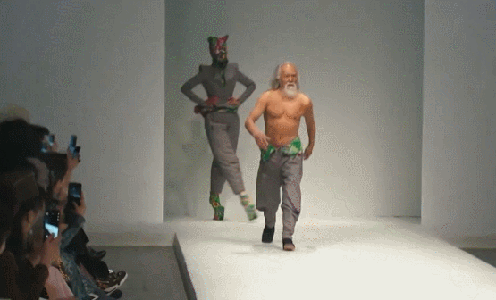 代言是什么意思，代言有title是什么意思（都是从广告的堕落开始）