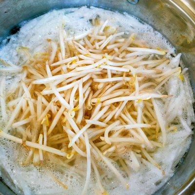 白萝卜煮水的功效，白萝卜煮水喝有什么功效（让人闻香止步的被低估的神奇味道——素高汤）