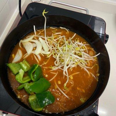 韩国炒年糕怎么做，韩国炒年糕制作方法（教你做韩式炒年糕）