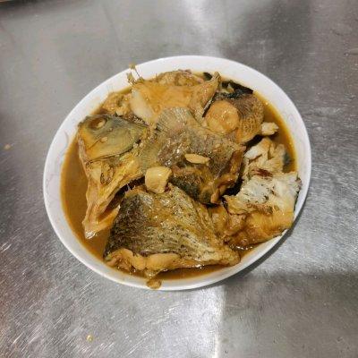 餐桌上最有人气的家常菜之炖鱼