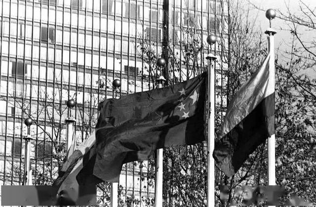 1971年10月25日是第几届联合国大会，新中国恢复联合国合法席位