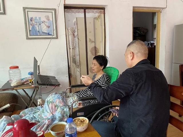 qq画图红包室外浴池怎么画，QQ画图红包室外浴池怎么画（“开价5万，杀了我”）