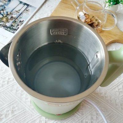 祛火喝什么茶，喝什么茶 去火（清火润肺提升元气的三宝茶）