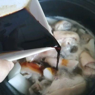 猪蹄炖什么好吃，猪蹄炖什么好吃又营养又养胃（吃猪蹄焖萝卜就对啦）