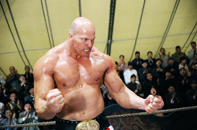 冬荫功的演员，冬荫功电影剧情（巴蒂斯塔\u0026赵喜娜成功转型）