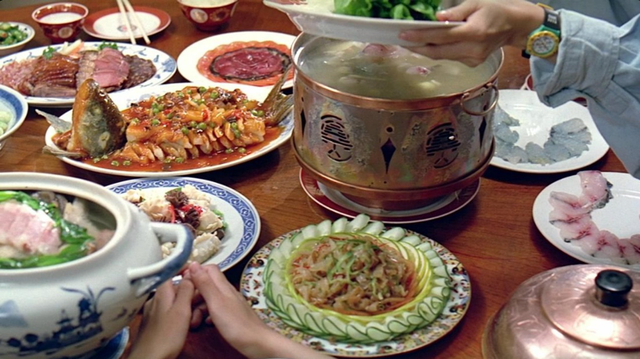 在坐与在座的区别，在座的还是在坐的（给人类学家带了怎样的考验）