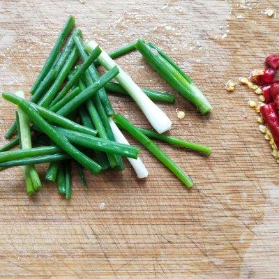 豆芽菜怎么做好吃，制作豆芽简单的方法（手把手教你做超好吃的快手的豆芽炒肉丝）