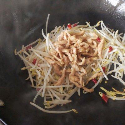 豆芽菜怎么做好吃，制作豆芽简单的方法（手把手教你做超好吃的快手的豆芽炒肉丝）
