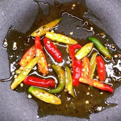 萝卜丝怎么炒好吃，素炒萝卜丝怎么炒好吃（用这道炒萝卜丝征服家人的味蕾吧）