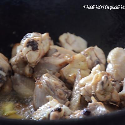 板栗烧鸡的做法，菜谱大全之100道家常菜谱（板栗烧鸡块这样做）