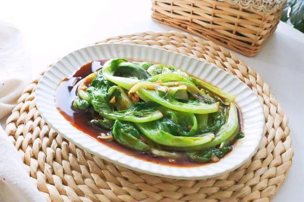 生菜的做法大全家常菜，生菜的做法大全家常菜图片（正宗快手家常小炒蚝油生菜自己在家做）