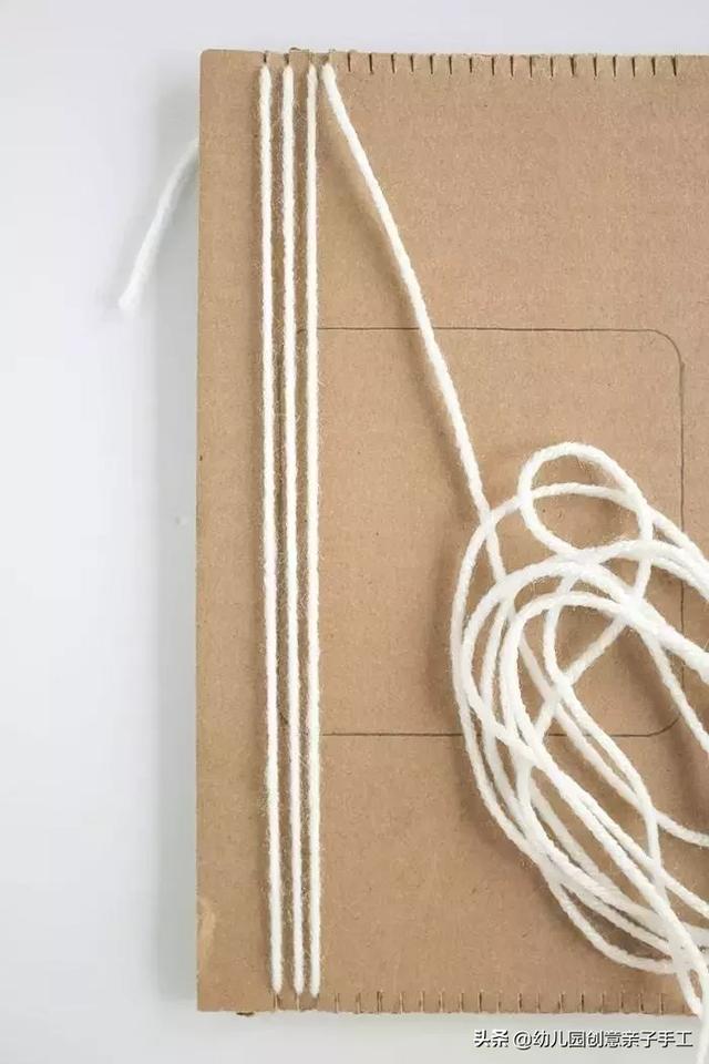 创意书签制作方法，阅读书签制作（毛线创意手工-杯垫、书签和挂饰）