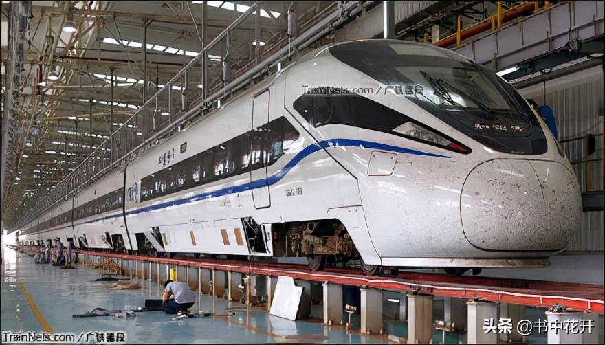 和谐号CRH380A型电力动车组(crh380a二等座车厢布局)