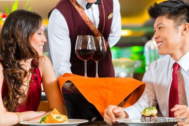 做服务员不会说话怎么办，学厨师一般要学多久出师（餐饮服务员说话技巧）