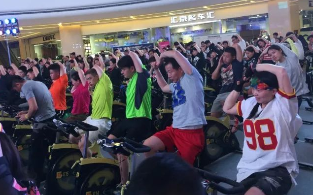 健身房一年多少钱，关于健身的开销（进店就送5000块钱现金）