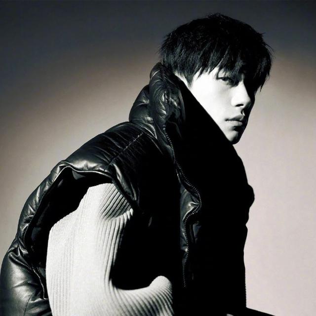 tfboys头像，TFBOYS微信（明星头像壁纸）