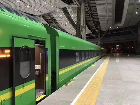 西安到榆林动车有哪些站，西安到榆林动车途经哪些站（西安-榆林动车全程5小时29分）