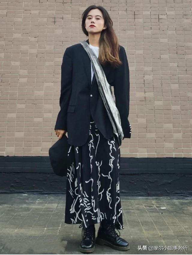 莫兰迪色彩搭配口诀，莫兰迪色系搭配方法（秋天想瘦一点）