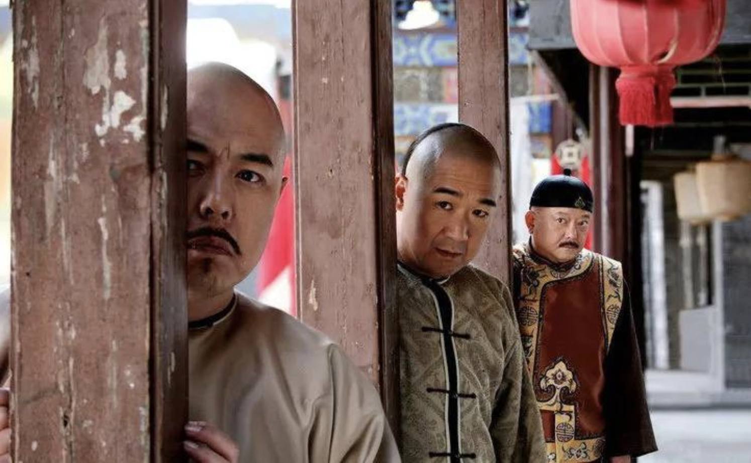 纪晓岚简介（和珅、纪晓岚、刘墉三人，谁的官职最高？谁的权力最大？）