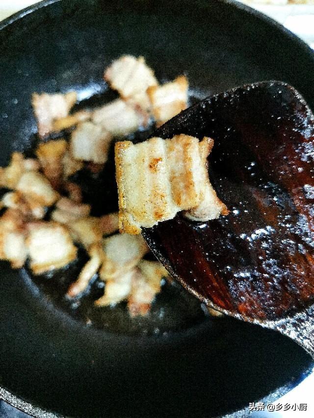 肉焖子的家常做法，焖子的做法（辣椒焖子怎么做）