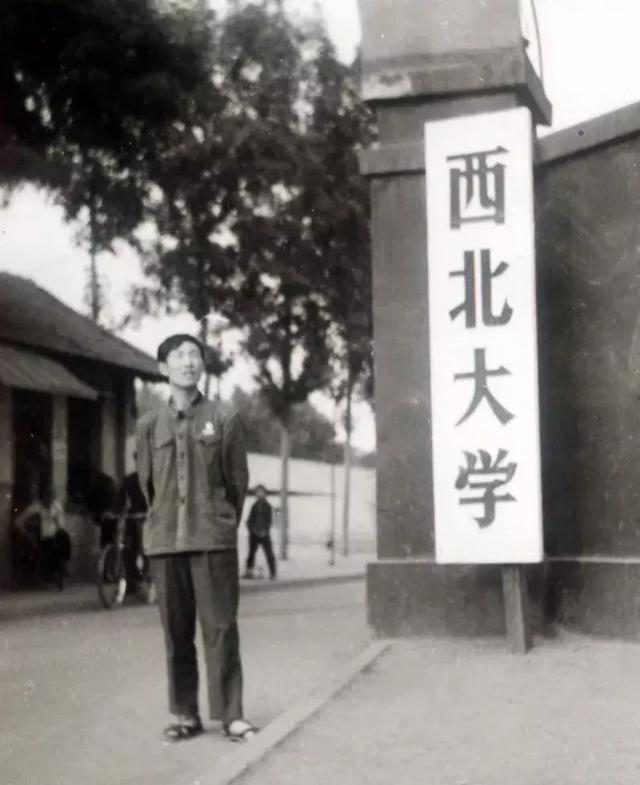 1977年高考，1977年全国统一高考考试时间（恢复高考第一年是什么样的）