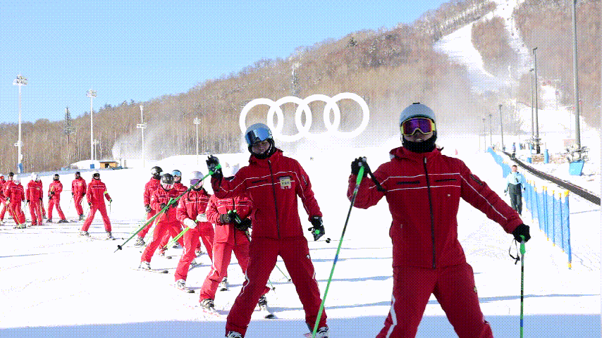 长白山旅游最佳时间，去长白山什么时候最佳（11月20日来滑雪就对了）