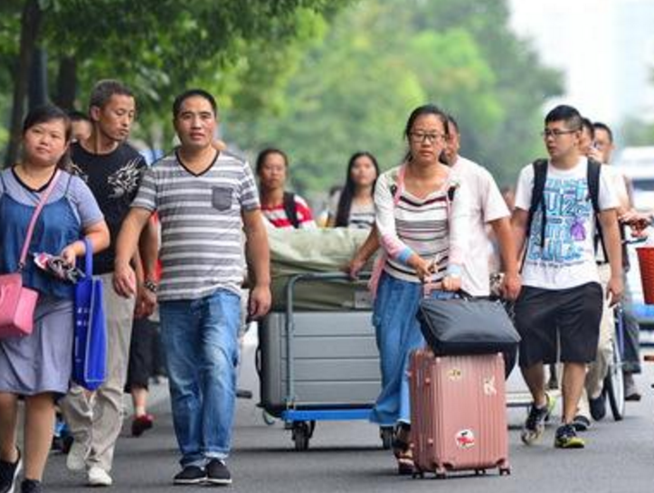 学校有哪些社团（大学3个）