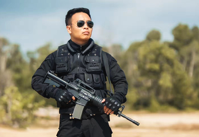 《新逃学威龙》上映,张浩复刻了"星爷"的路,彩蛋是整部剧精华