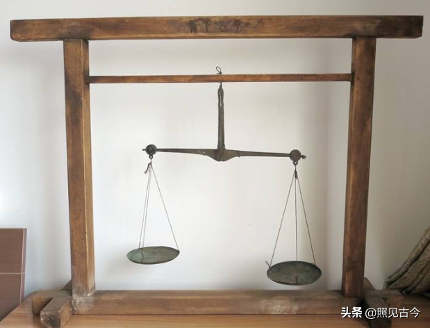 2,一斤斤是几两:为什么古代一斤等于十六两?