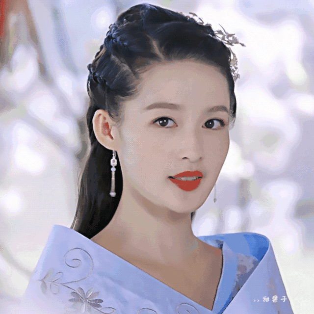 李沁和孙怡的对比照，李沁孙怡迷之撞脸（孙怡和李沁的长相区别到底在哪）