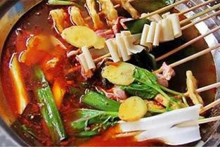 麻辣串串步骤，从熬高汤到底料熬制