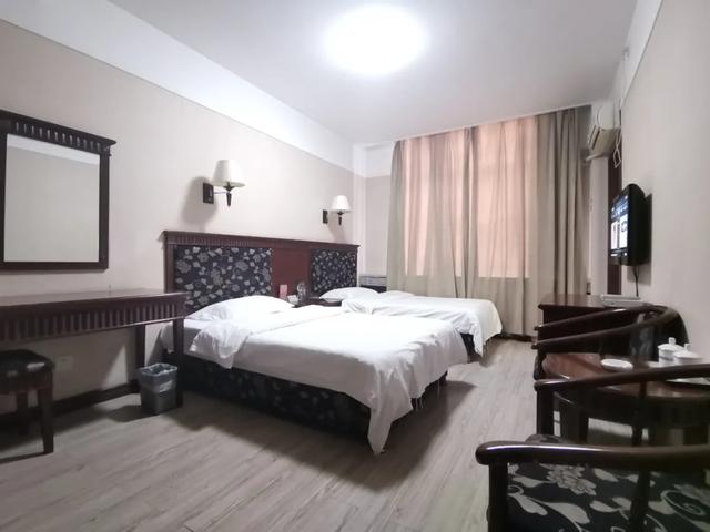 男神节是几月几日，男神节是几月几号（这个情人节就是想“泡”你）