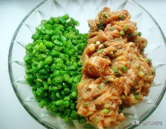 羊肉饺子馅的做法，羊肉馅饺子的做法最正宗的做法（用羊肉包饺子放姜吗）