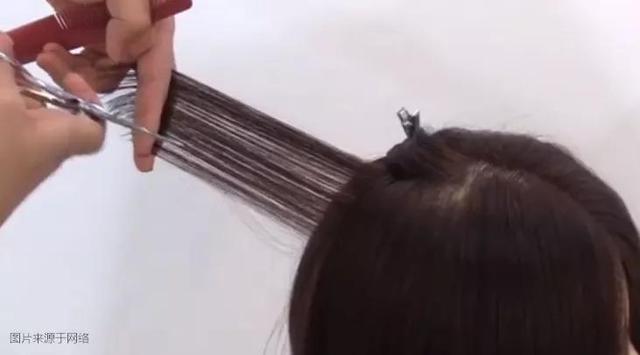 头发打薄要注意些什么，头发打薄会怎样（发型师还要打薄）