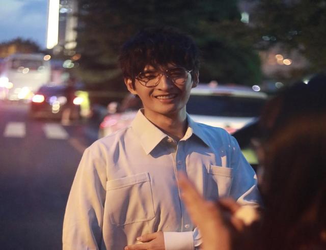 张远粉丝去世前写给张远的信，张远结婚没（张远粉丝ID上热搜）