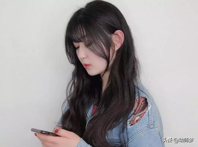 睡不醒发型适合什么人，睡不醒风格发型（2019流行“懒人烫”睡不醒发型美到家了）