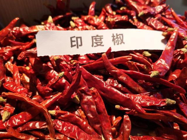 又细又长的干辣椒有哪些，品种繁多适用性广。今天给大家一起分享干辣椒品种