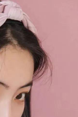 什么发型显脸小显年轻，适合瘦脸的发型（简单易打理的4款发型）