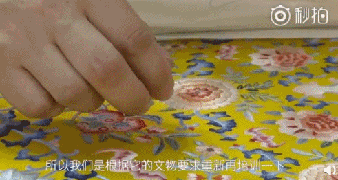 唯美星空怎么画出来，怎么画出美丽的星空（美女用一根针“画”出万种绚丽星空）