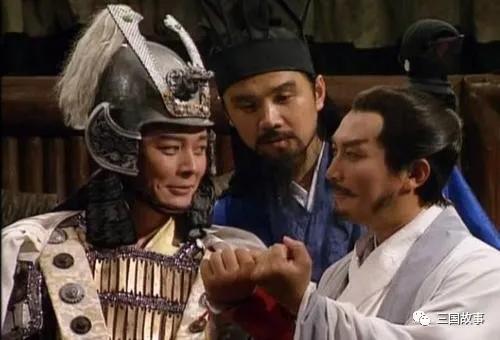 火烧藤甲兵什么梗，火烧藤甲兵什么意思啊（为何火烧藤甲兵时却说“必损阳寿”）