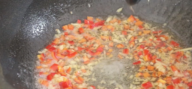 黄豆酱制作的方法和步骤（吃早餐配饭都很棒）