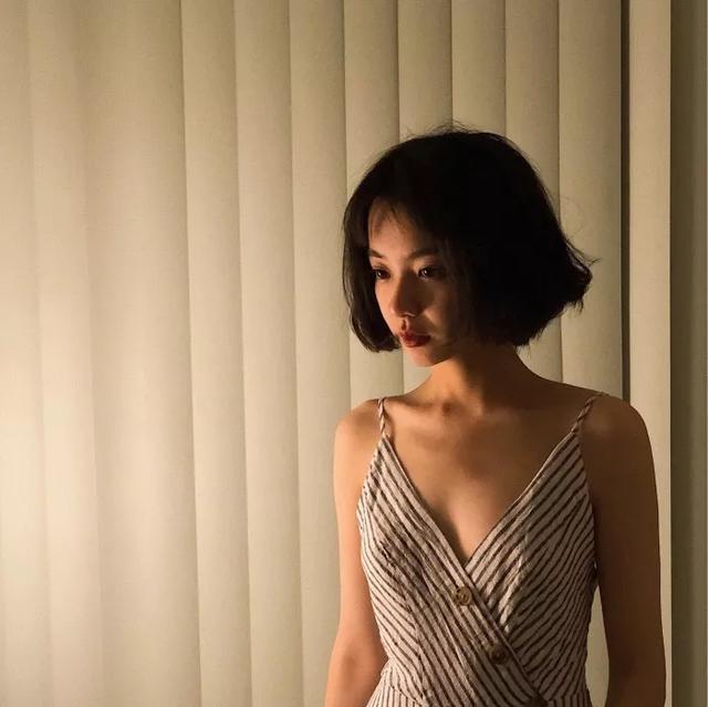 失恋女头，微信头像，失恋女头（失恋的人最怕失眠）