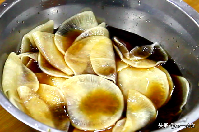 腌甜萝卜榨菜的方法，最最简单的自制咸菜糖醋腌萝卜