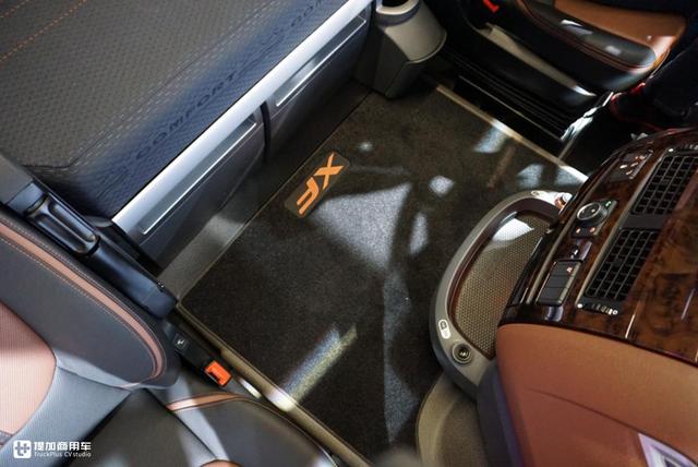 欧卡的卡车有什么功能，荷兰达夫卡车怎么样