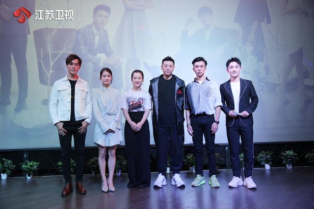 黎冬的扮演者是谁，黎东源的结局（《我要和你在一起》来宁举办主创见面会）